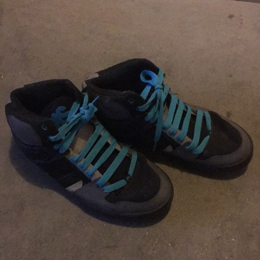 ❌SOLD❌ Men’s Osiris shoes size 10.5